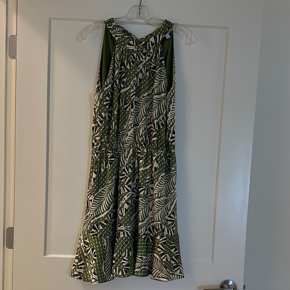 THML Green and White Leaf Pattern Midi Dress